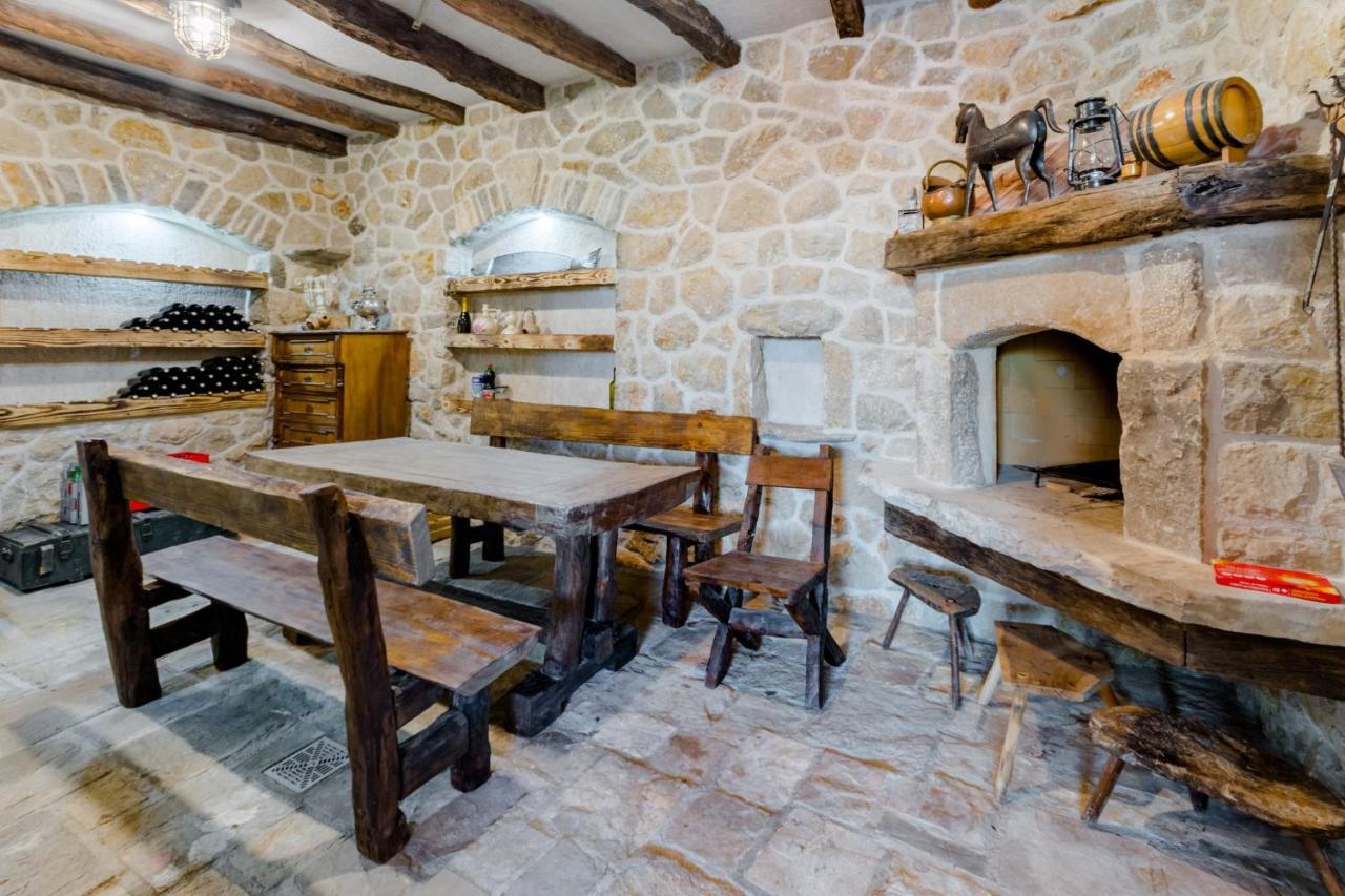 Holiday Home Rustic Kraljici Eksteriør billede